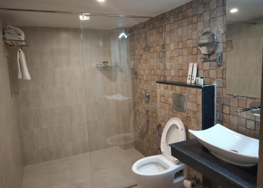 Yashshree Mussoorie Mall Road Ngoại thất bức ảnh