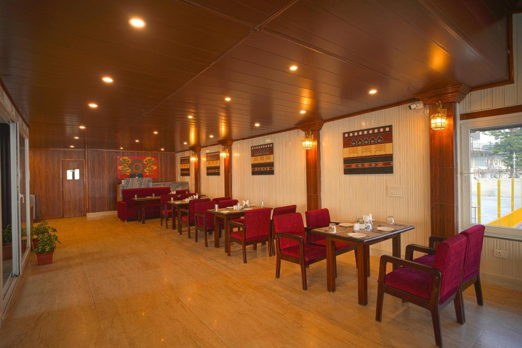 Yashshree Mussoorie Mall Road Ngoại thất bức ảnh