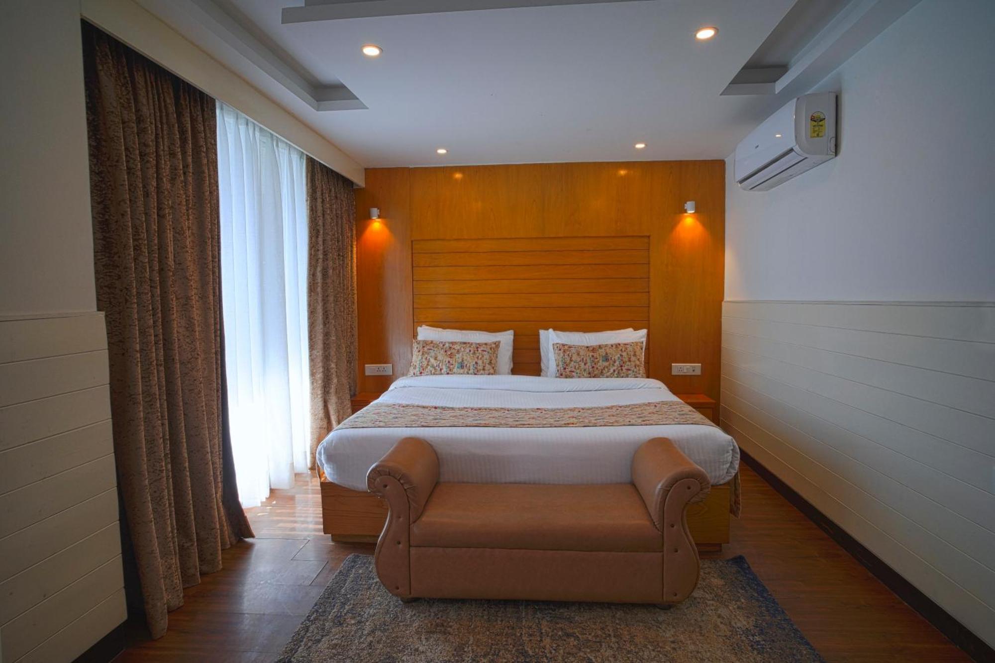 Yashshree Mussoorie Mall Road Ngoại thất bức ảnh