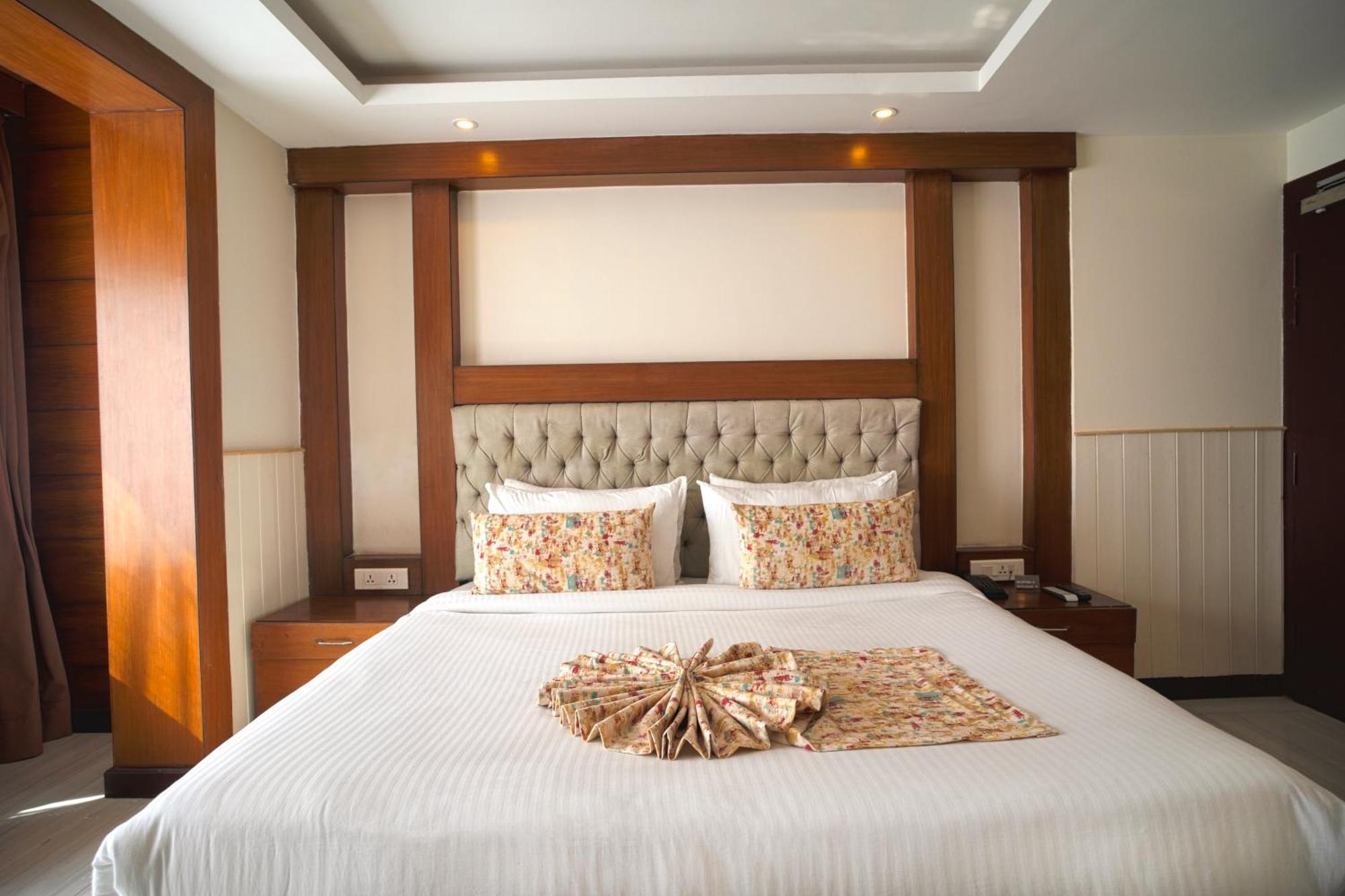 Yashshree Mussoorie Mall Road Ngoại thất bức ảnh