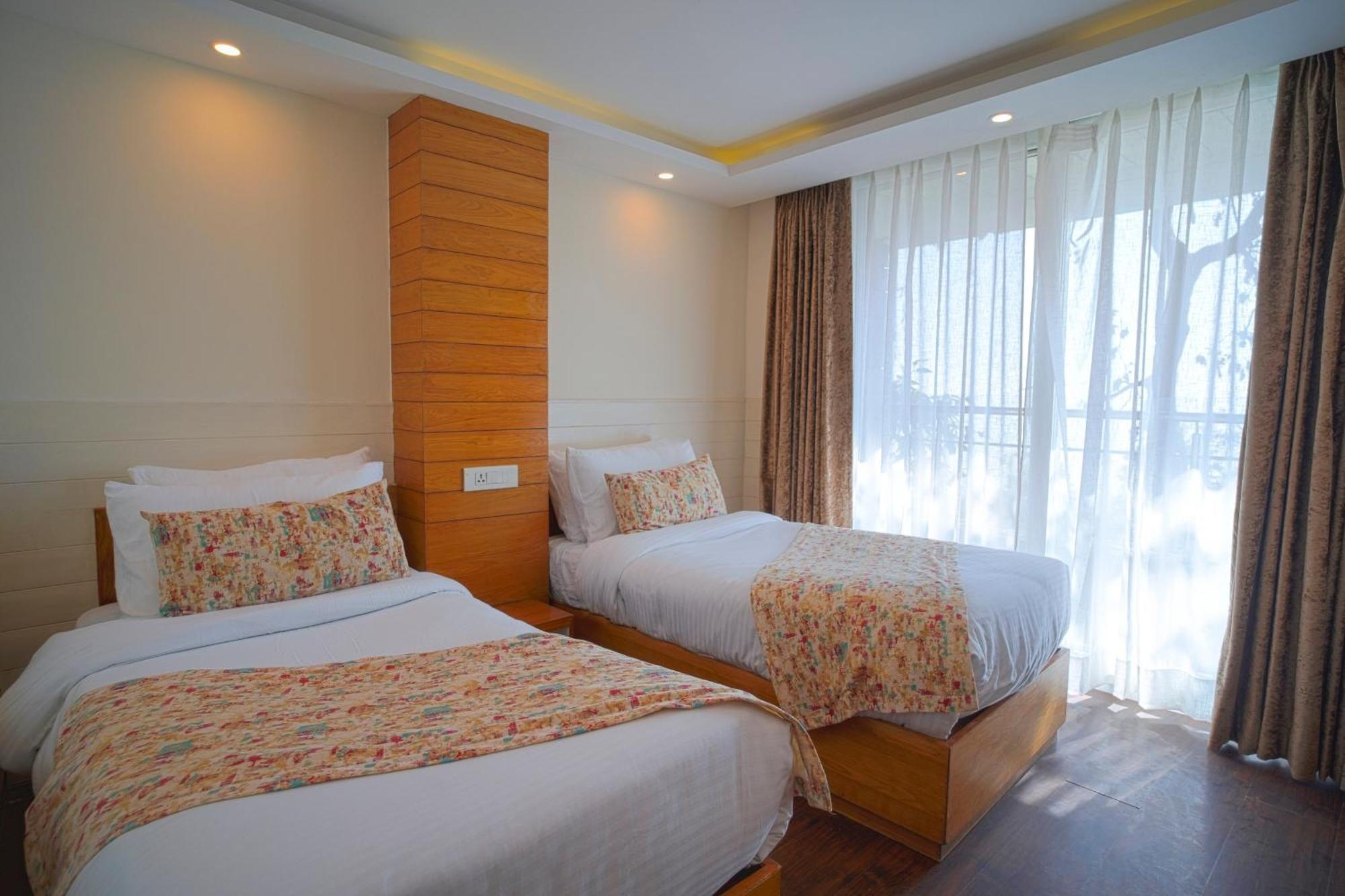 Yashshree Mussoorie Mall Road Ngoại thất bức ảnh